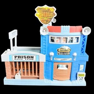 Matchbox Police Station Prison Toy Car Building 2003 Mattel